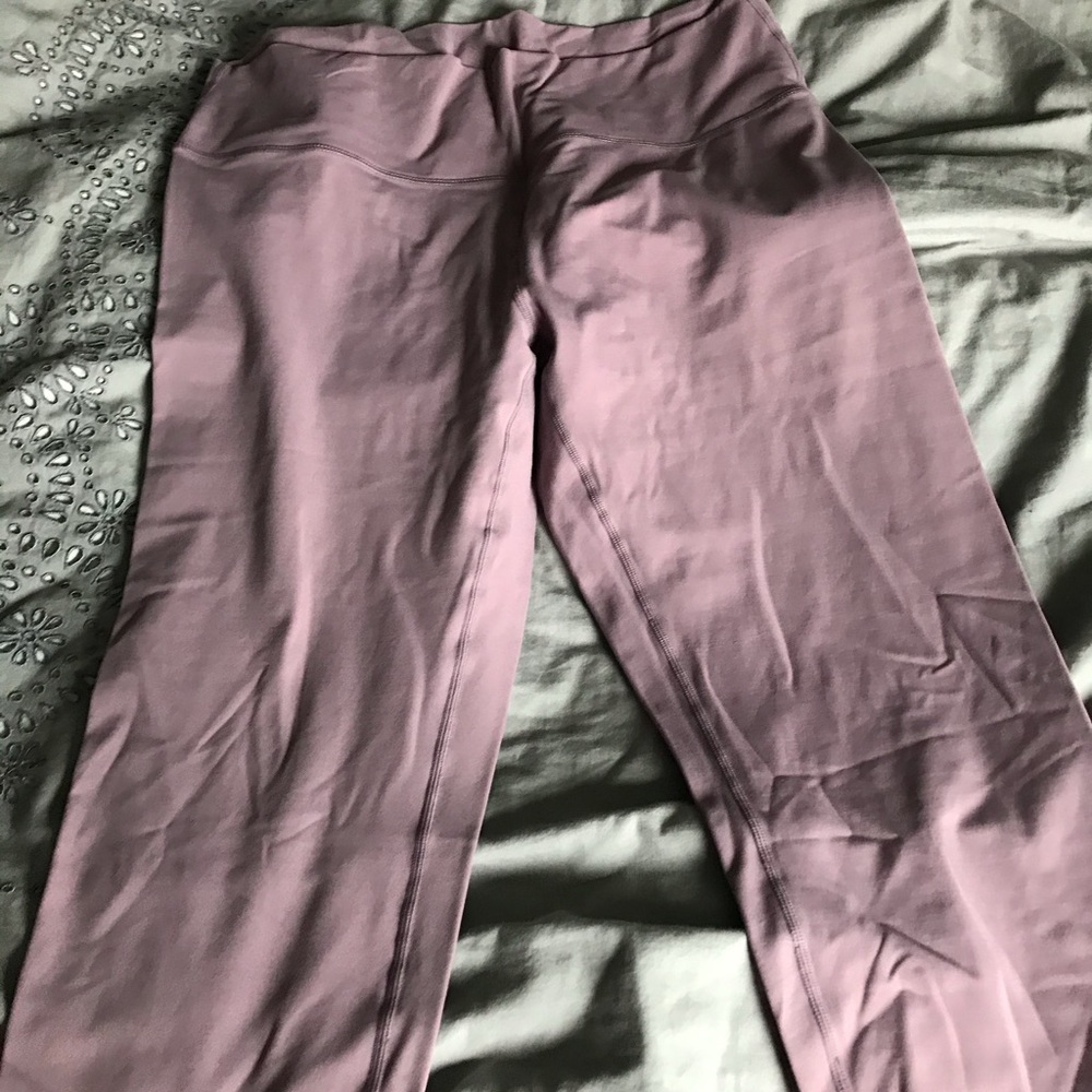Zyia lilac leggings